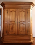 Dielenschrank