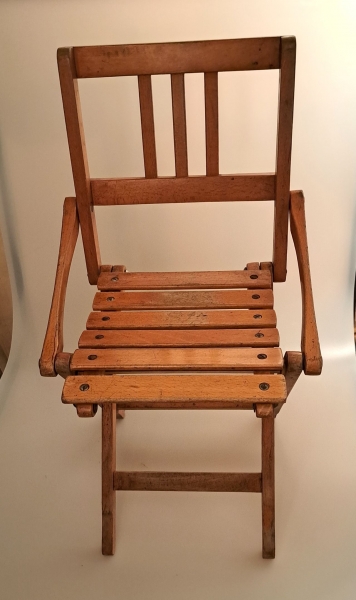 Kleiner Vintage Klappstuhl