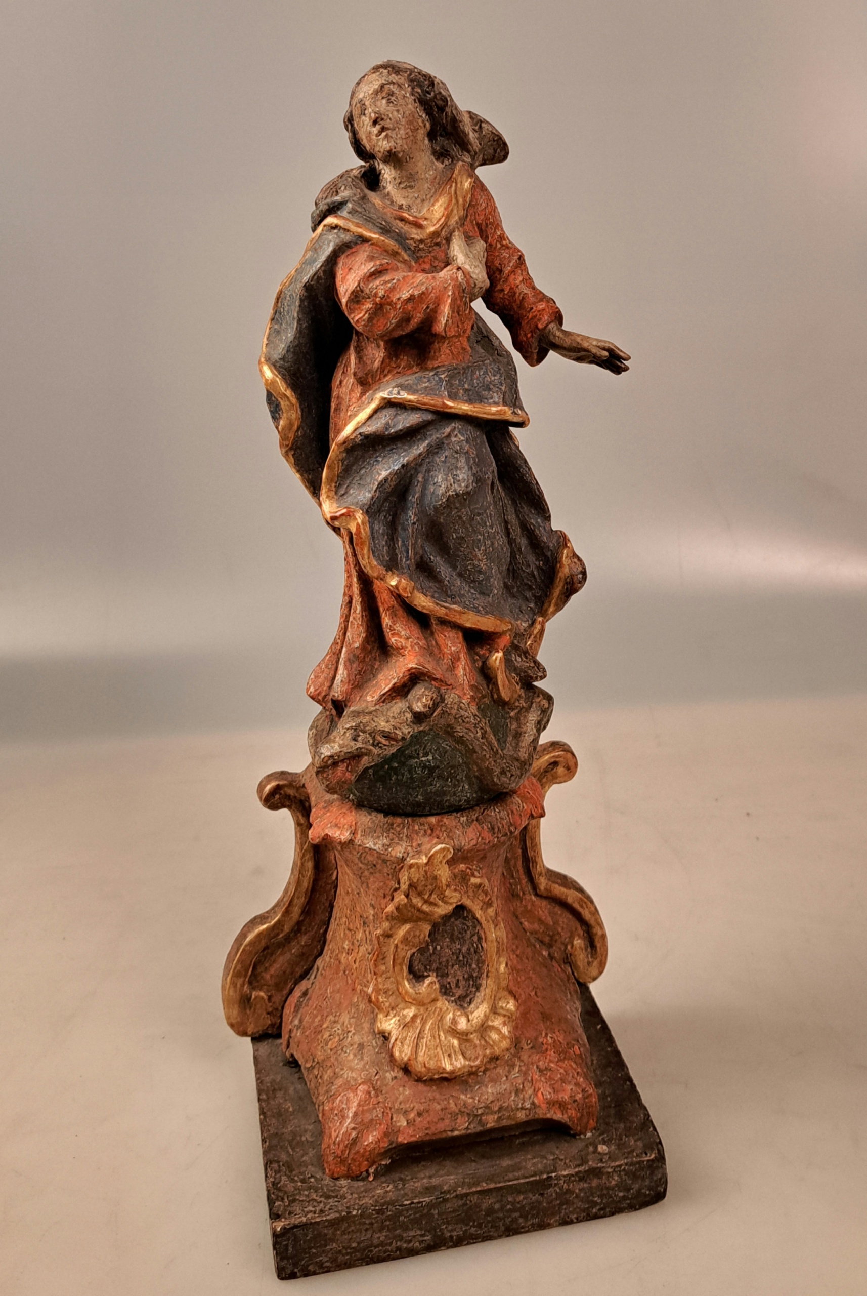 Immaculata Holz geschnitzt